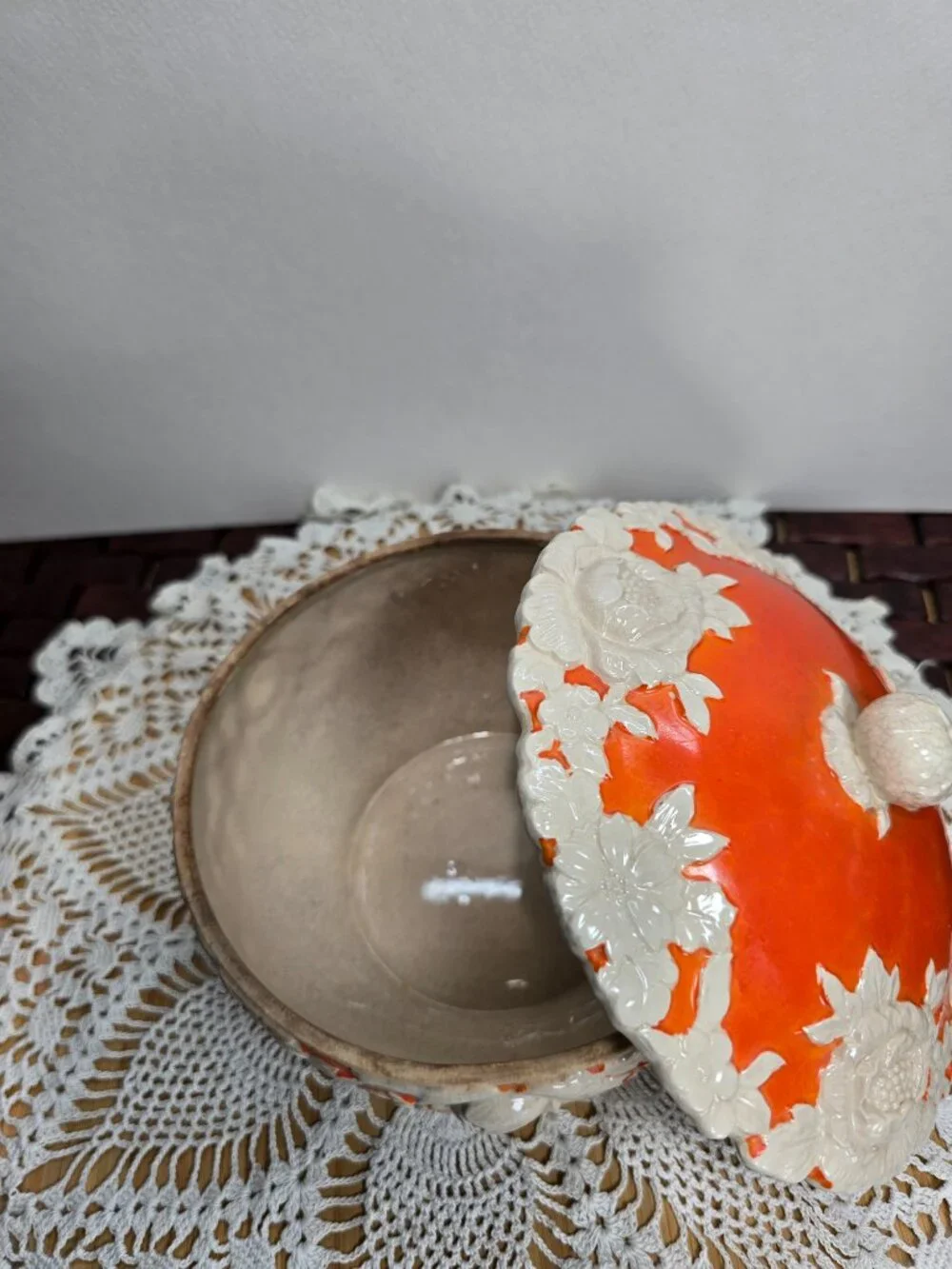 Antique Moriyama Mori-Machi Covered Bowl Japan